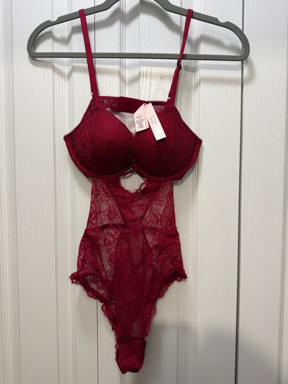 Victoria's Secret Lace Push-Up Chemise Bodysuit in Wine Red